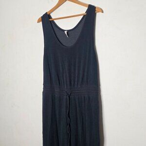 Chic Black Sleeveless Jumpsuit